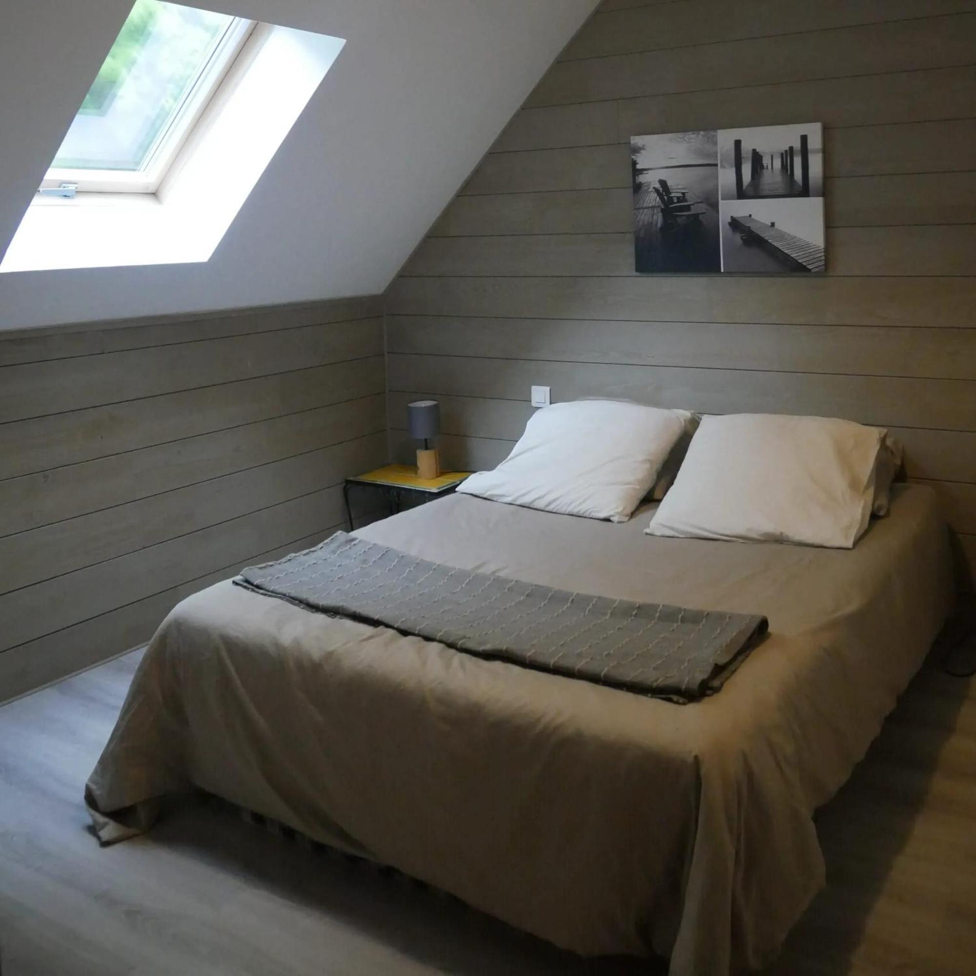 Chalet Chaleureux A Marigny-L'Eglise Avec Vue Sur Lac Et Montagne Екстериор снимка